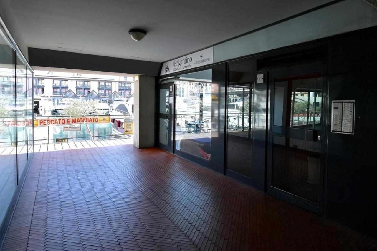 H2Ome Ponte Morosini Vicinissimo All'Acquario Genoa Ngoại thất bức ảnh